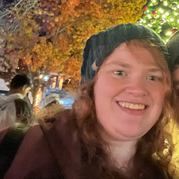 Meet your Posher, Pauline - Picture 1 of 1